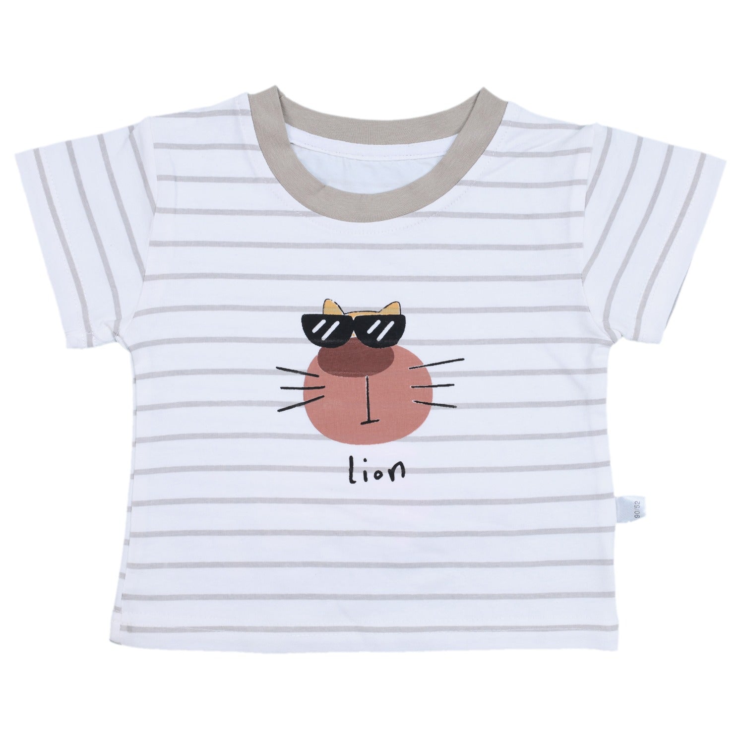 T-shirt and Dungaree with Cat patch