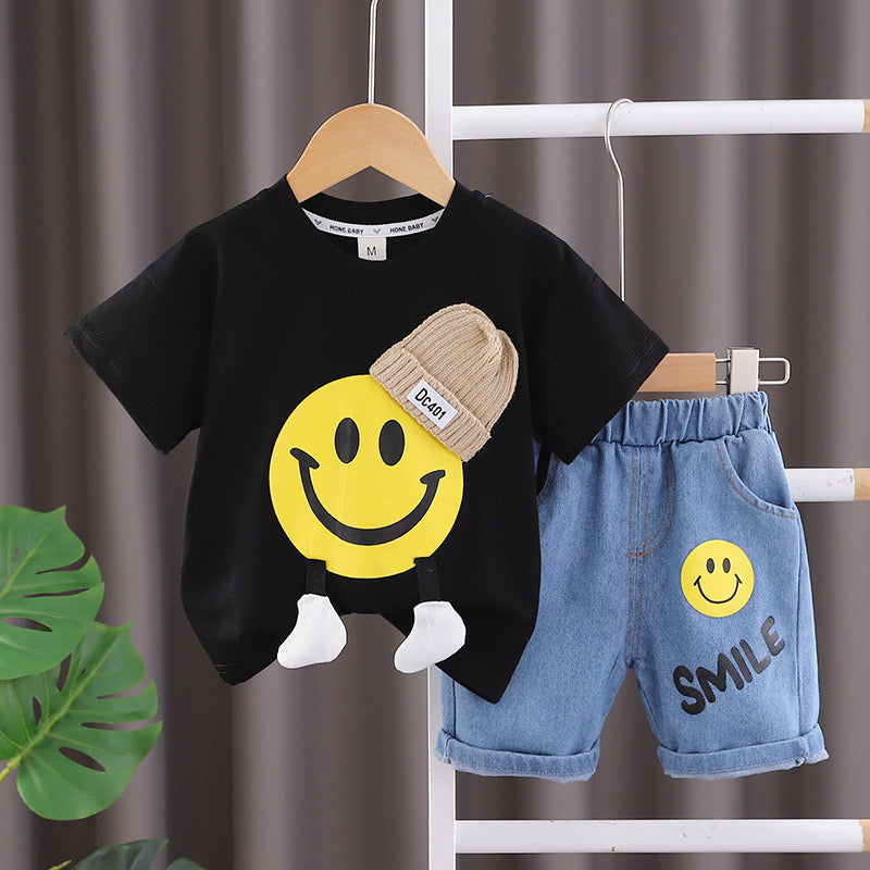 Summer Set with Smiley T-shirt