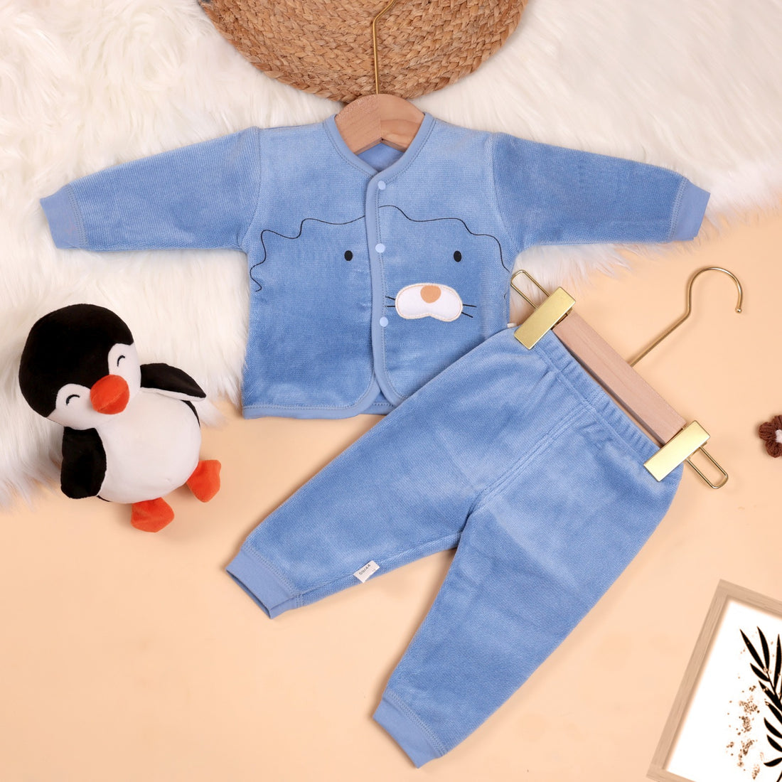 Little Cat velvet Baby Suit